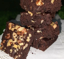 Gooey Walnut Brownie - 250-300 Gms