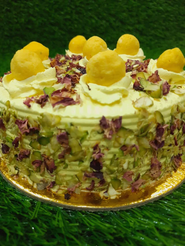 Rasmalai Cake Half Kg