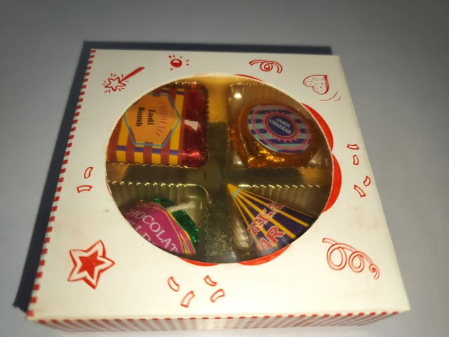 Chocolate 4 X 4 (Assorted Crackers)