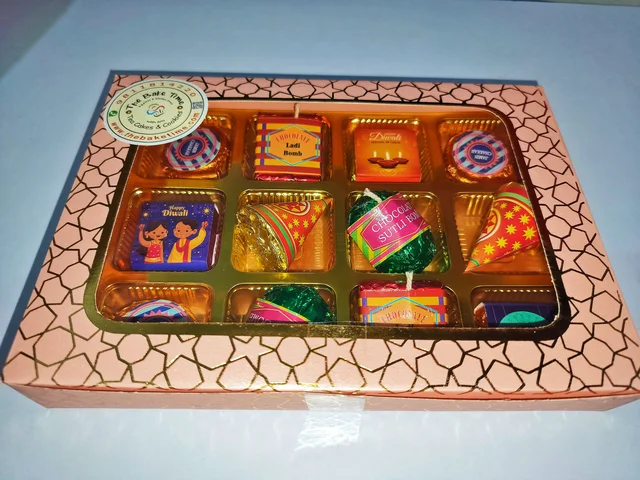 Chocolate Box 12 Cavity (Cracker)