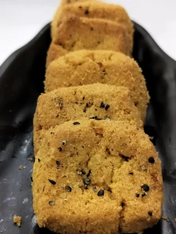 Sooji & Aata Biscuits - Sweet - 400-450 Gms